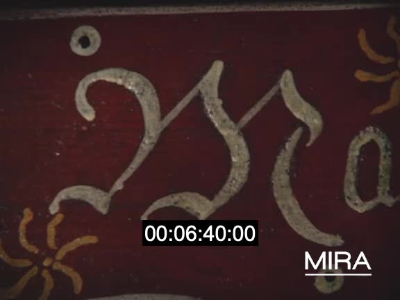 Le mobilier polychrome 