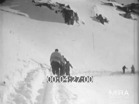 Inauguration du refuge d'Argentière par le Col du Tour Noir - Montée à la Tête des Près de Saix